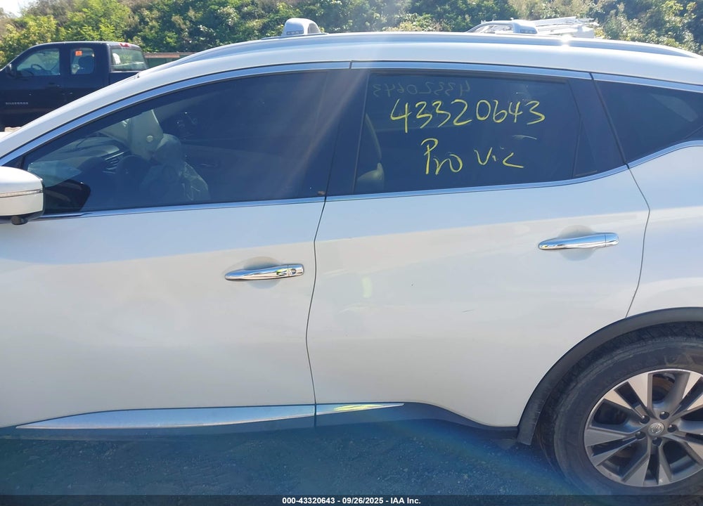 2015 NISSAN MURANO VIN: 5N1AZ2MHXFN204320