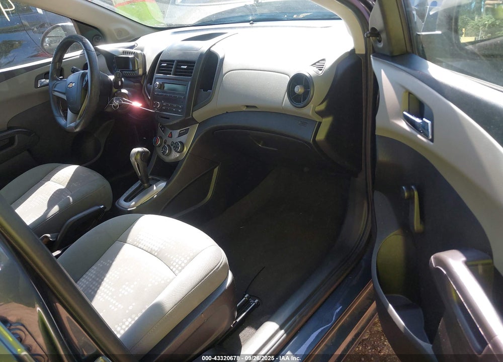 2013 CHEVROLET SONIC VIN: 1G1JA6SH3D4131552
