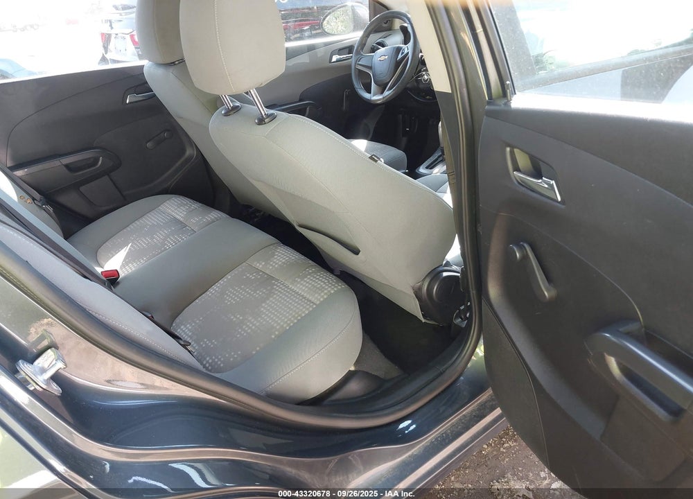 2013 CHEVROLET SONIC VIN: 1G1JA6SH3D4131552