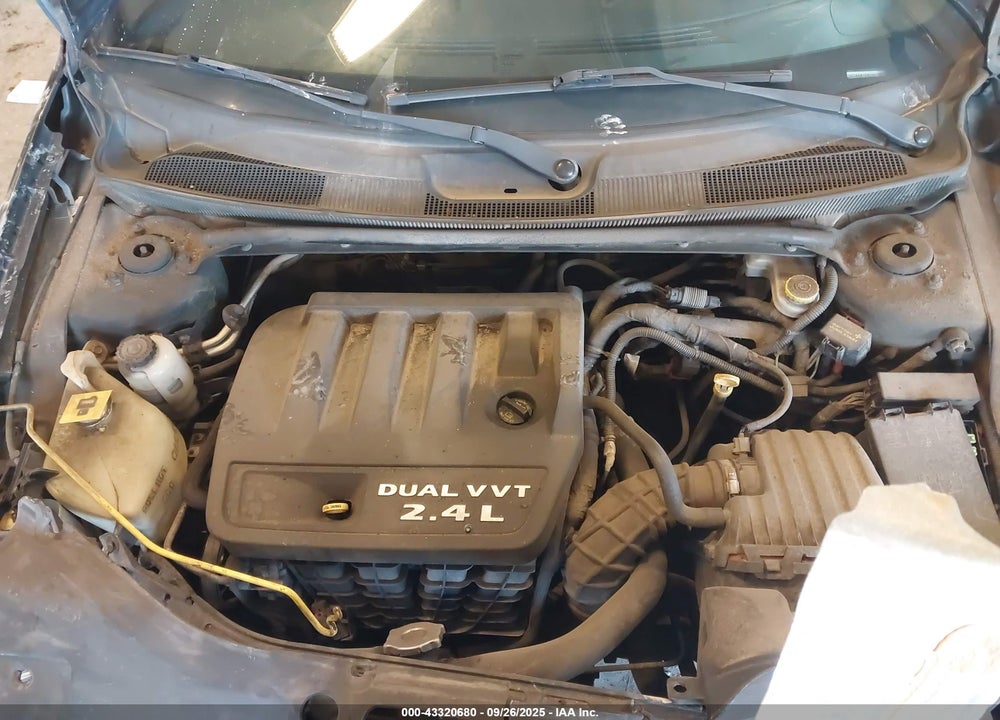 2012 CHRYSLER 200 VIN: 1C3CCBAB7CN235720