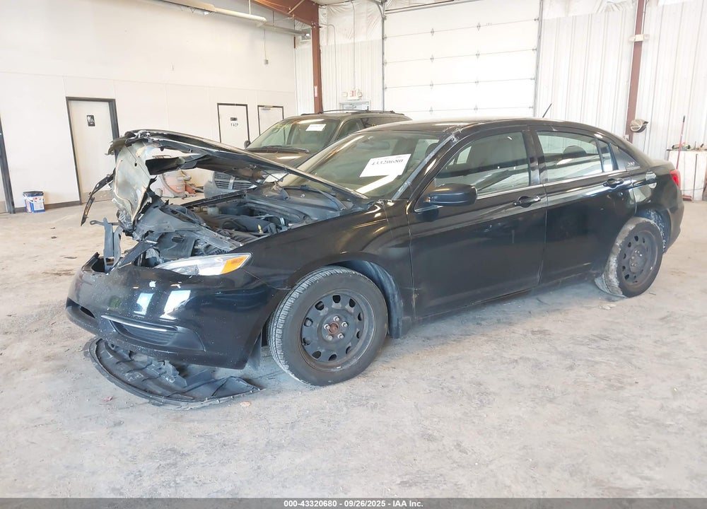 2012 CHRYSLER 200 VIN: 1C3CCBAB7CN235720