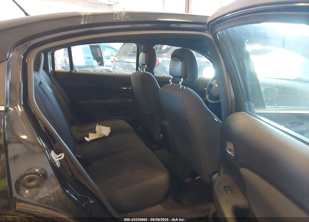 2012 CHRYSLER 200 VIN: 1C3CCBAB7CN235720