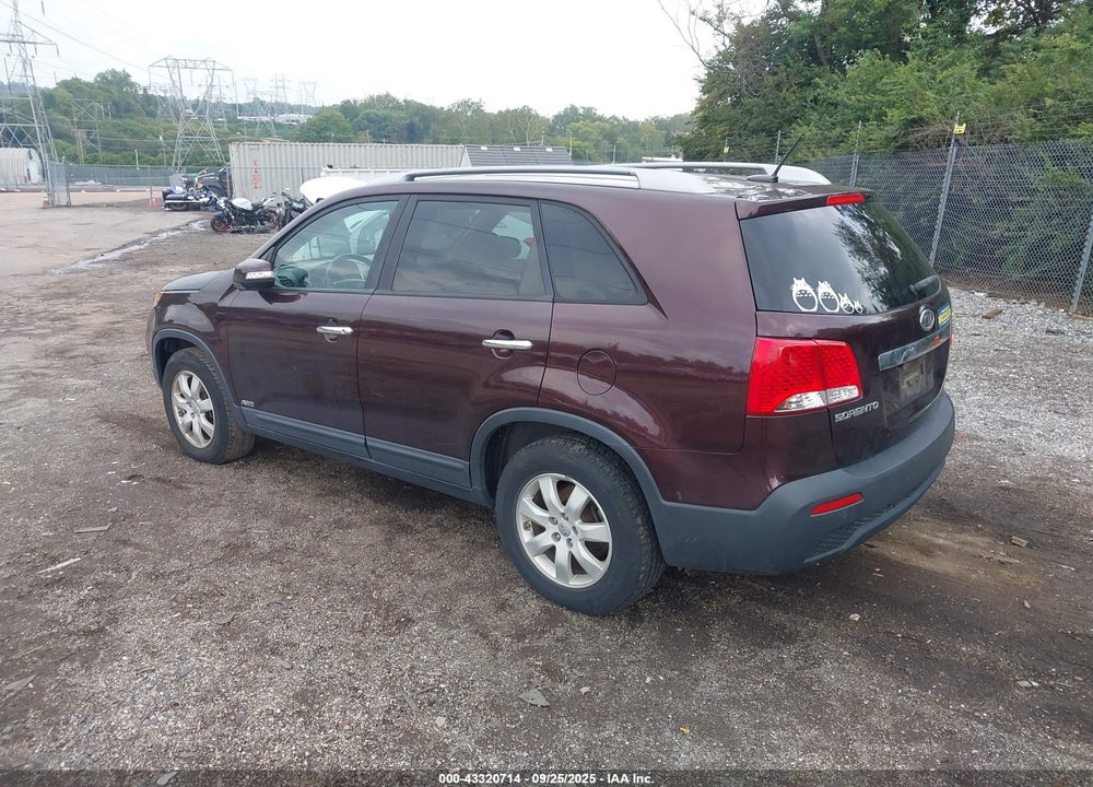 2012 KIA SORENTO LX VIN: 5XYKTDA62CG247030