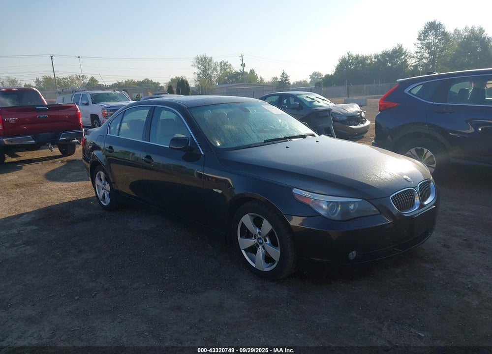 2007 BMW 530XI VIN: WBANF73527CU25066