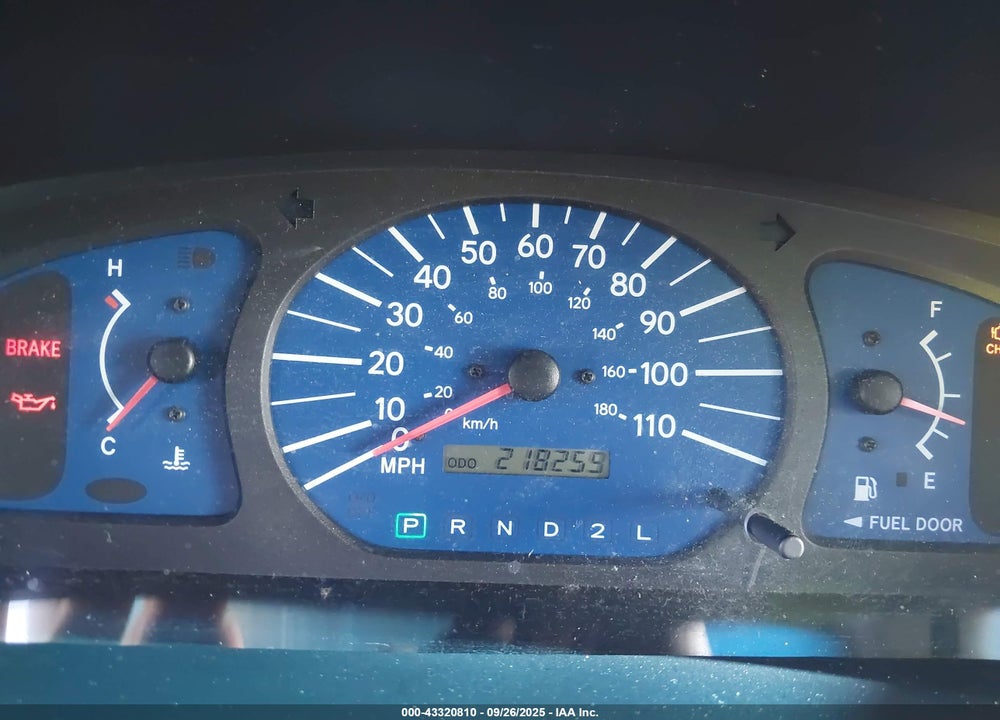 2002 TOYOTA SIENNA CE VIN: 4T3ZF19C02U430439