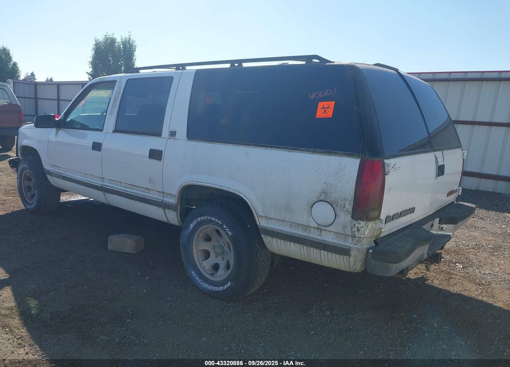 1996 GMC SUBURBAN K1500 VIN: 3GKFK16R0TG511406