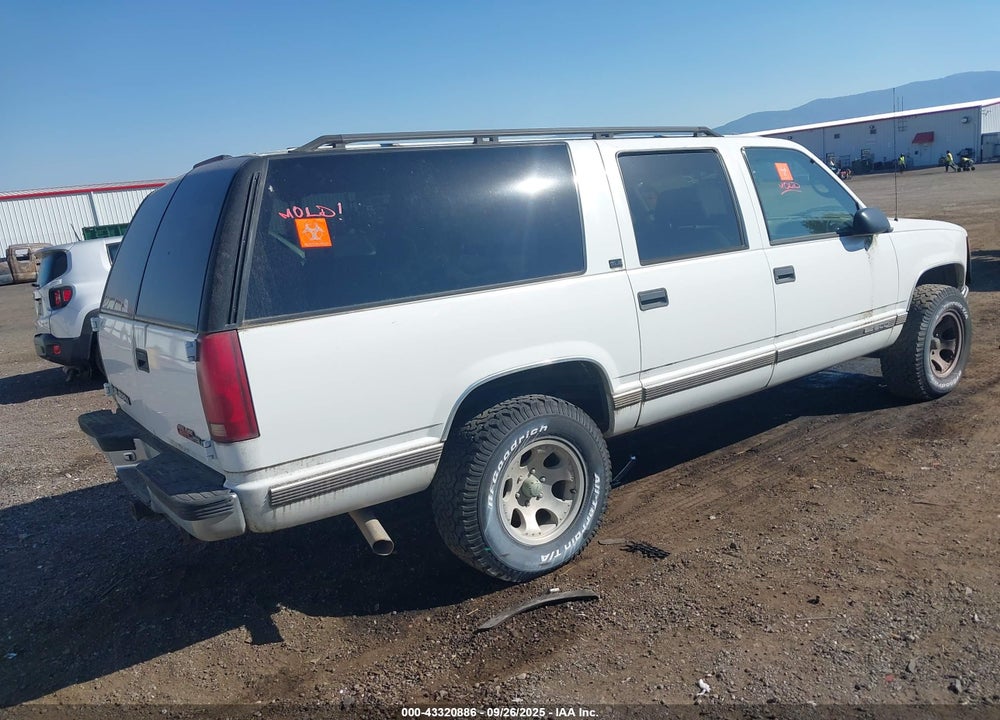 1996 GMC SUBURBAN K1500 VIN: 3GKFK16R0TG511406