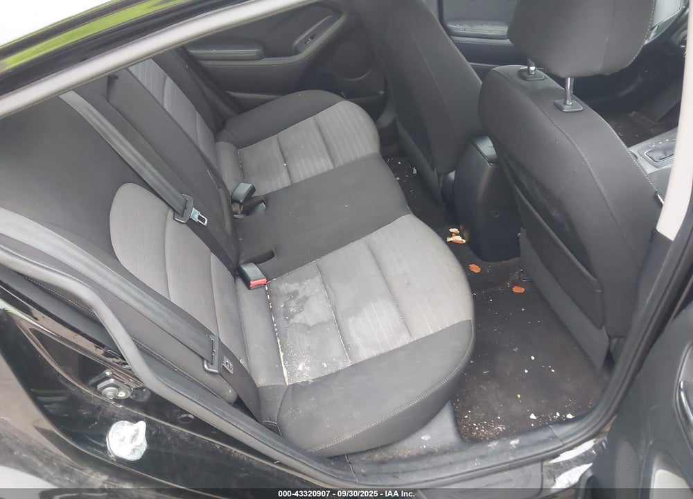 2015 KIA FORTE EX VIN: KNAFX4A84F5318987