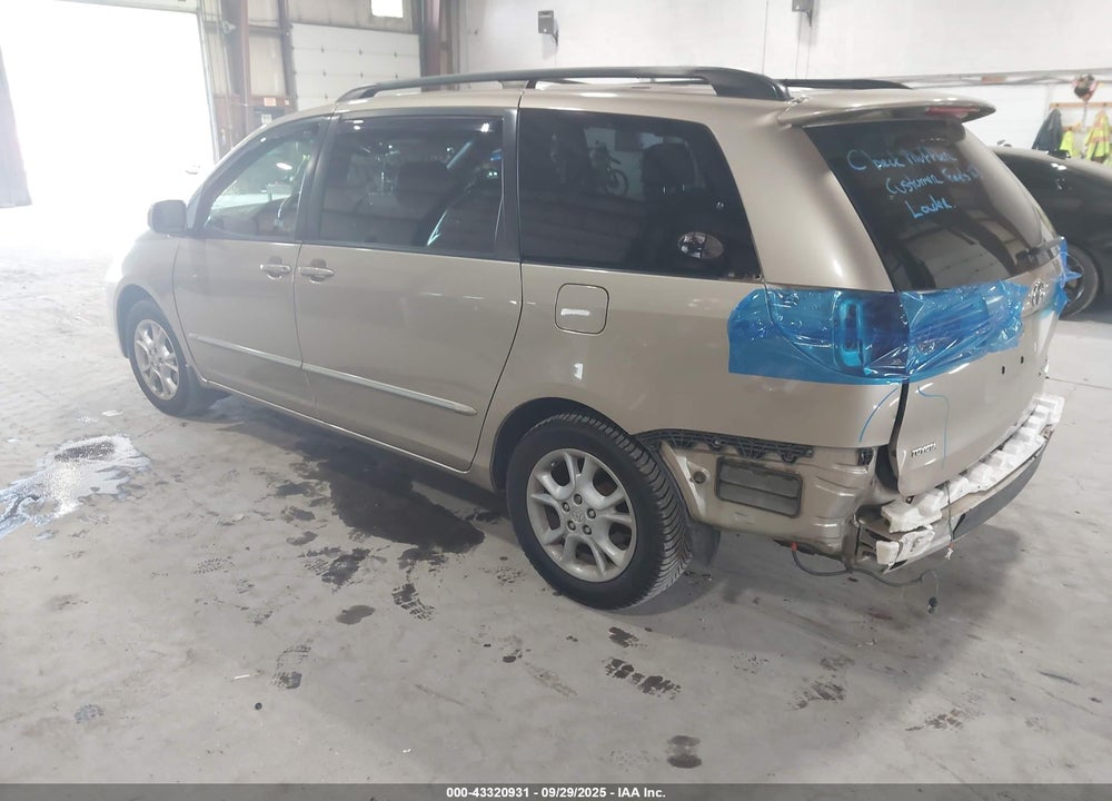 2004 TOYOTA SIENNA XLE LIMITED VIN: 5TDZA22C44S185518