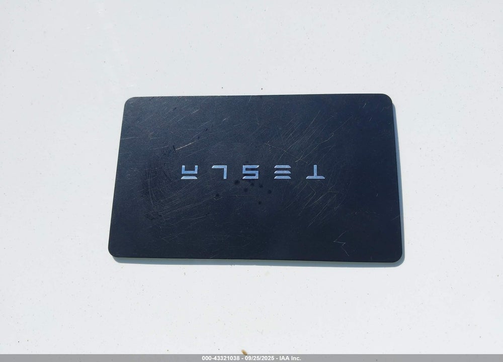 2022 TESLA MODEL Y VIN: 7SAYGDEFXNF488856