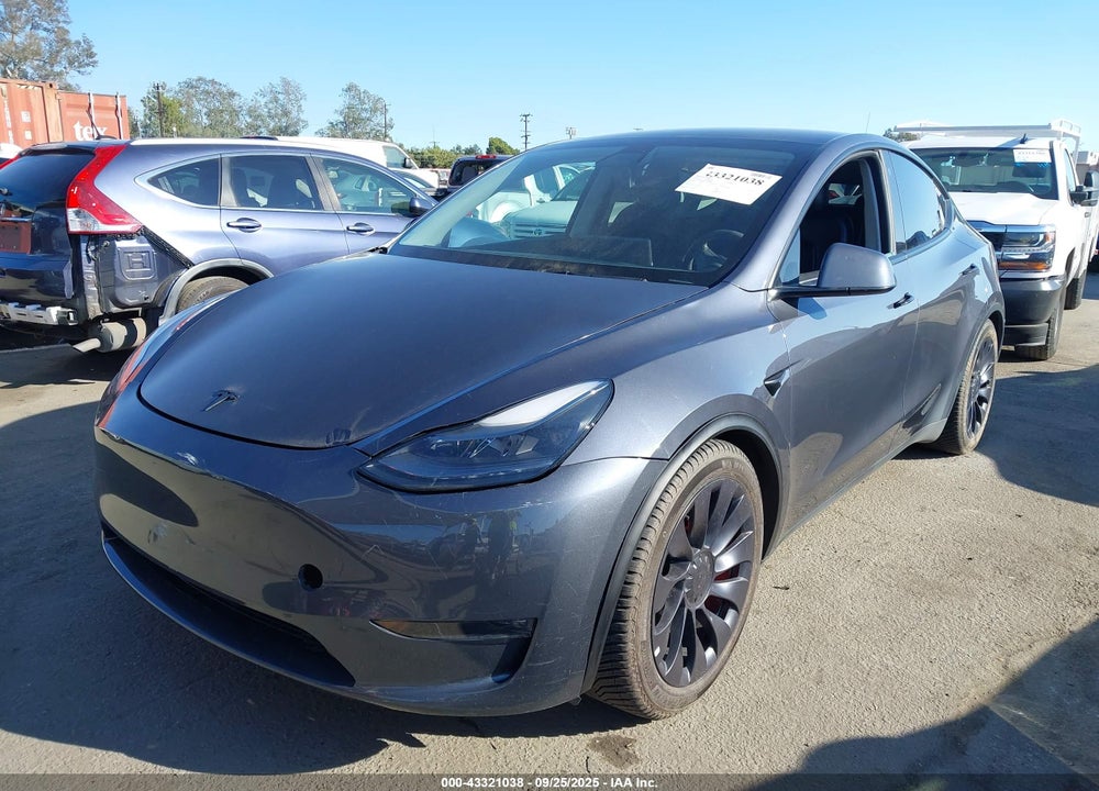 2022 TESLA MODEL Y VIN: 7SAYGDEFXNF488856