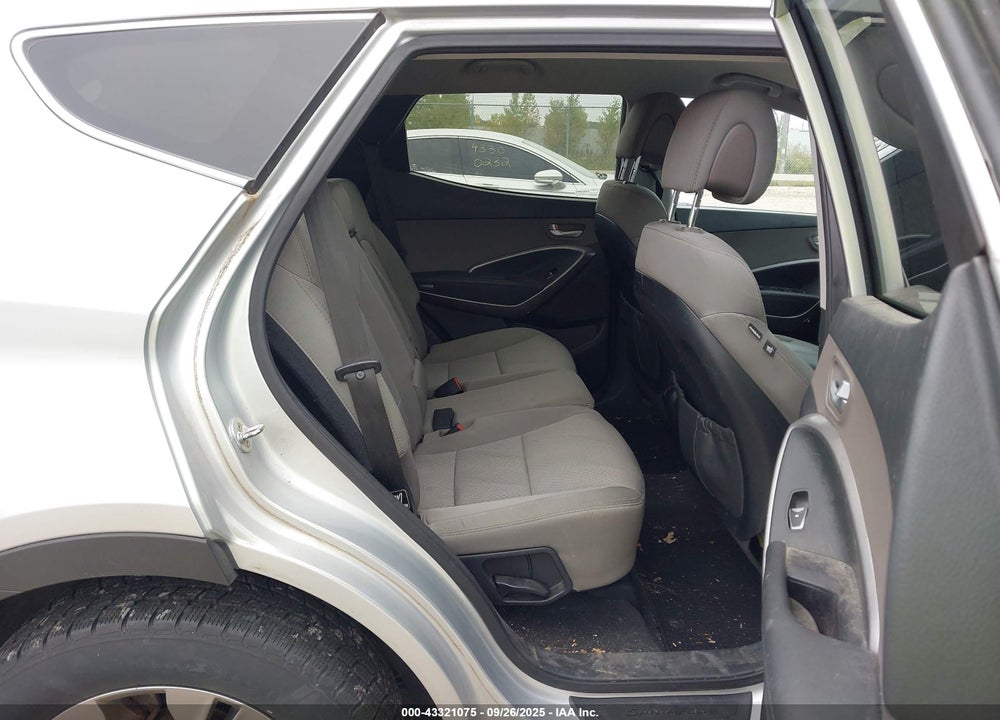 2016 HYUNDAI SANTA FE VIN: 5XYZUDLB6GG343514