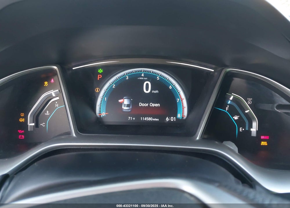 2018 HONDA CIVIC VIN: 2HGFC2F70JH523258