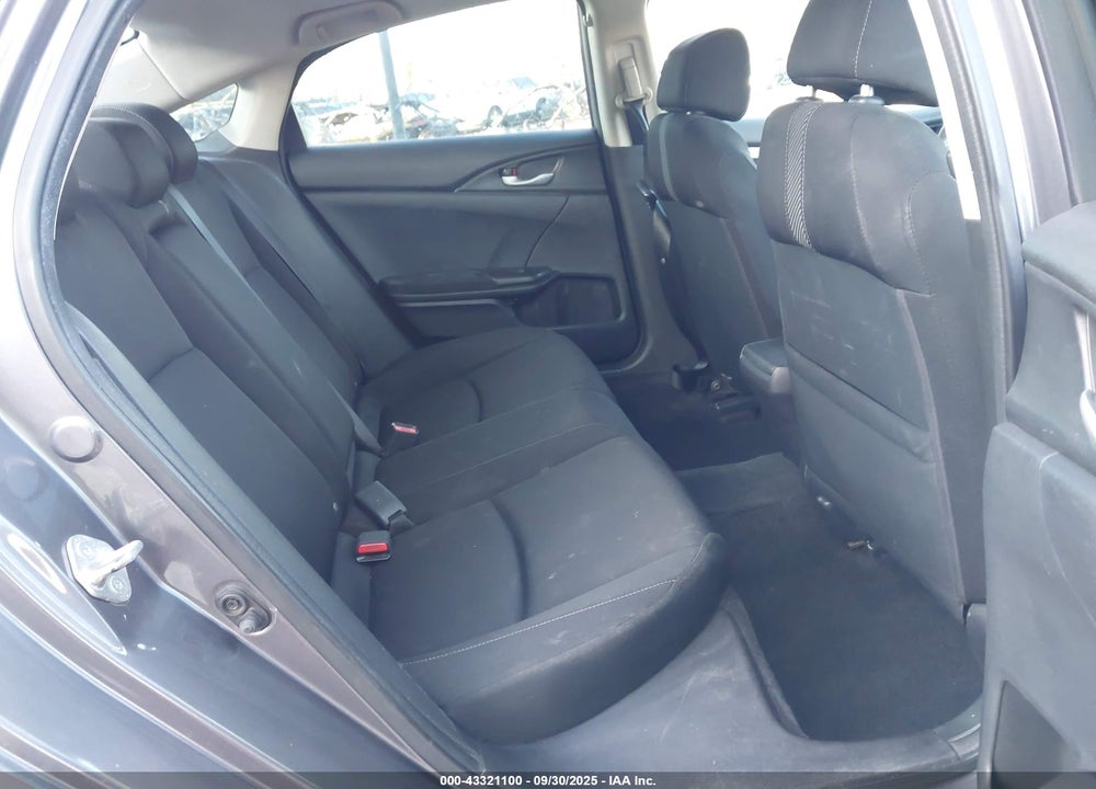 2018 HONDA CIVIC VIN: 2HGFC2F70JH523258