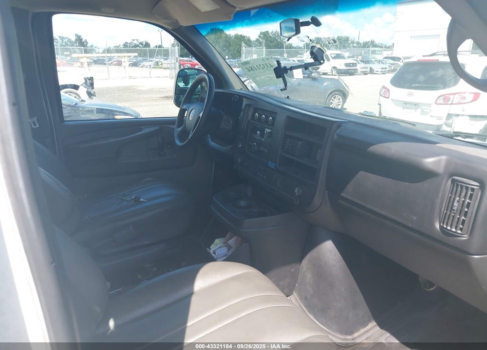 2014 CHEVROLET EXPRESS 1500 VIN: 1GCSGAFX0E1176031