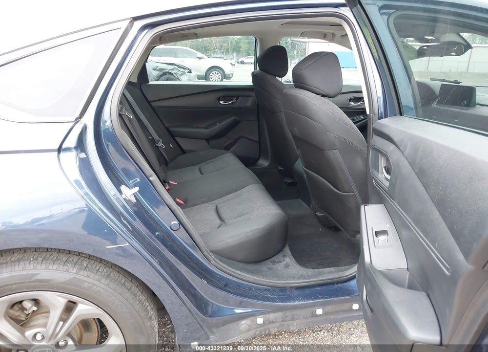 2023 HONDA ACCORD EX VIN: 1HGCY1F33PA032427