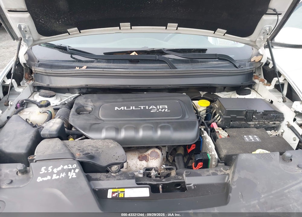 2015 JEEP CHEROKEE VIN: 1C4PJMCB3FW672432