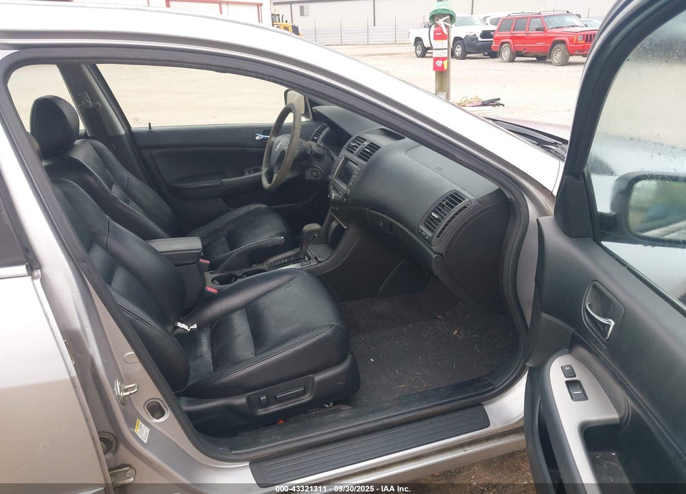 2007 HONDA ACCORD 3.0 EX VIN: 1HGCM66867A050067