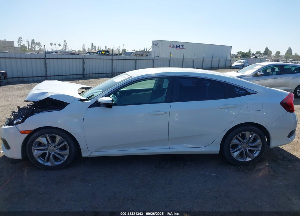 2017 HONDA CIVIC VIN: 19XFC2F52HE200588