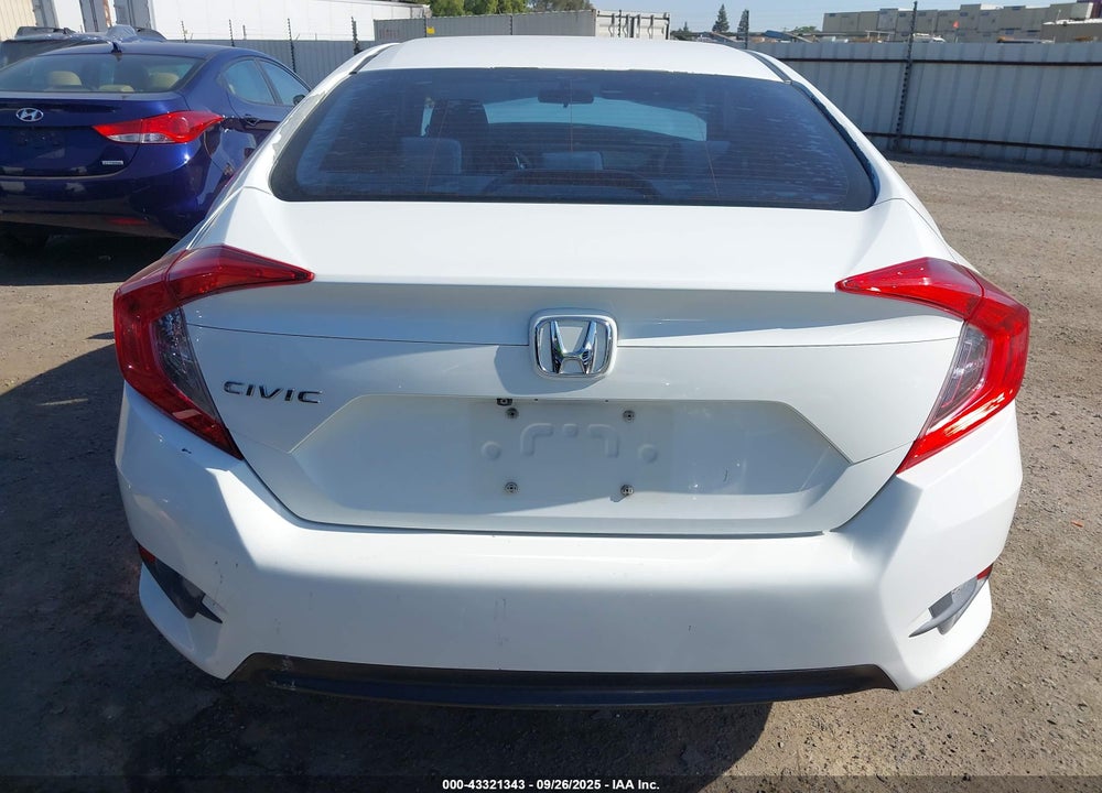2017 HONDA CIVIC VIN: 19XFC2F52HE200588