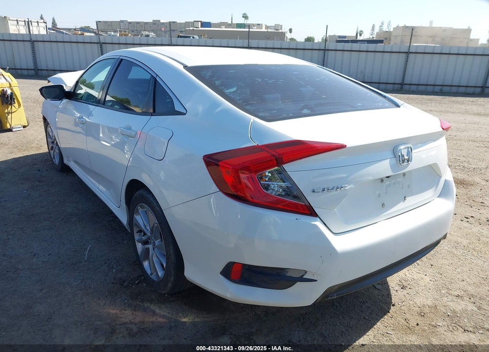 2017 HONDA CIVIC VIN: 19XFC2F52HE200588