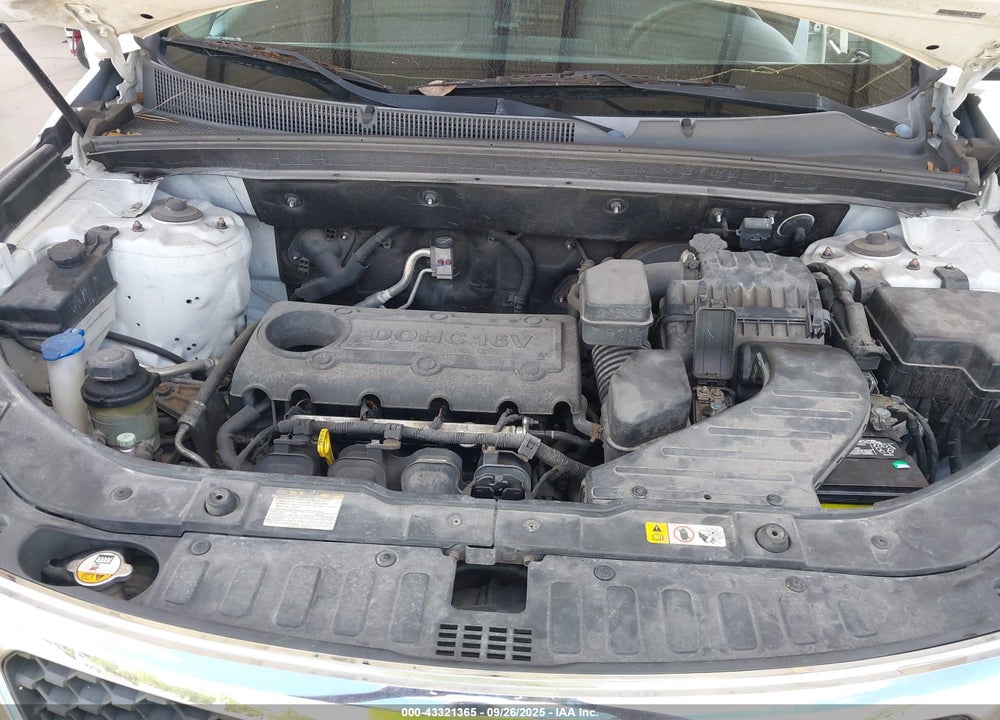 2013 KIA SORENTO VIN: 5XYKT3A12DG419010