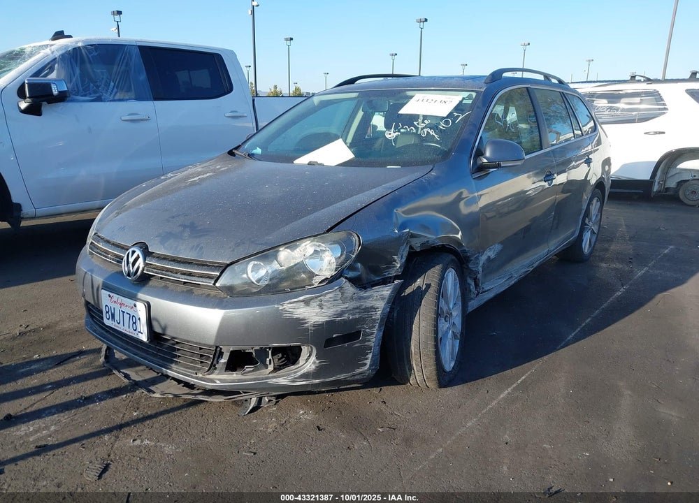 2011 VOLKSWAGEN JETTA SPORTWAGEN 2.5L SE VIN: 3VWPZ7AJ4BM701495