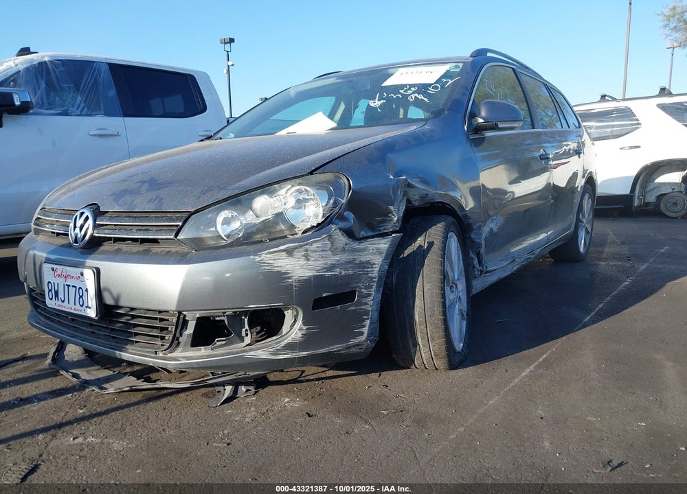 2011 VOLKSWAGEN JETTA SPORTWAGEN 2.5L SE VIN: 3VWPZ7AJ4BM701495