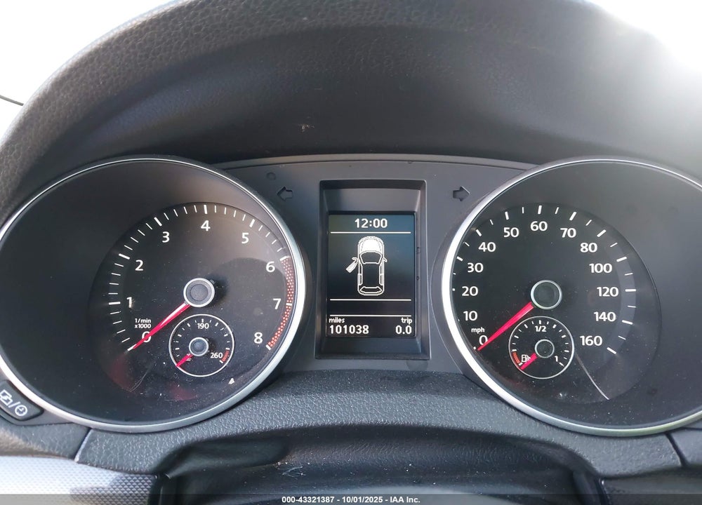 2011 VOLKSWAGEN JETTA SPORTWAGEN 2.5L SE VIN: 3VWPZ7AJ4BM701495