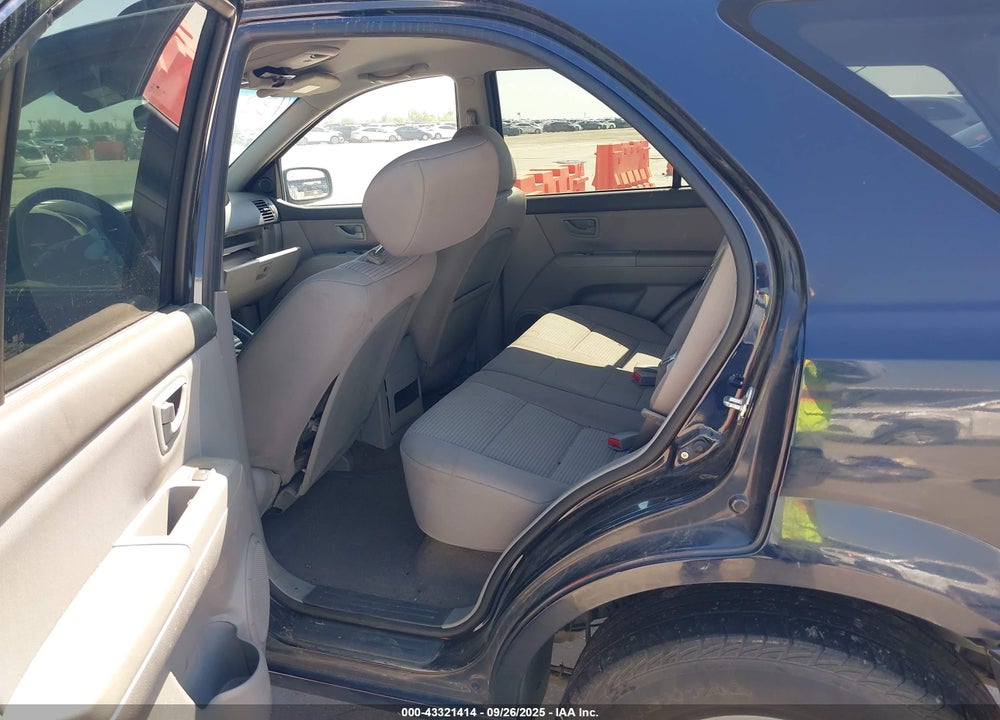 2009 KIA SORENTO VIN: KNDJD735X95881783