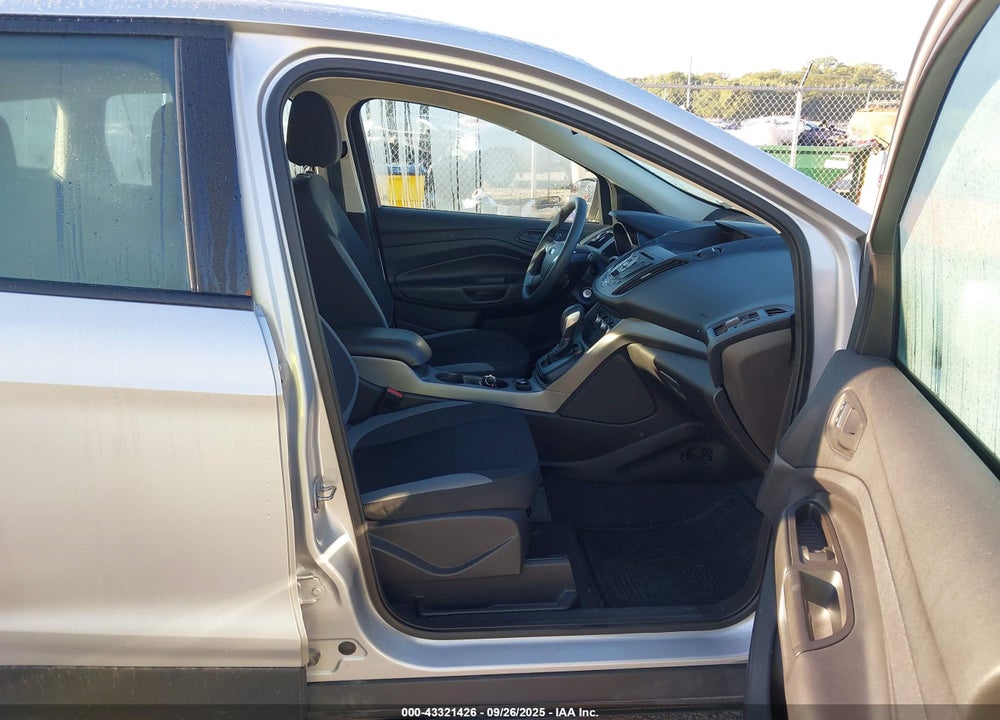 2013 FORD ESCAPE S VIN: 1FMCU0F79DUD77670