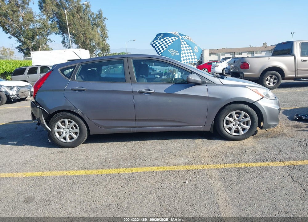 2017 HYUNDAI ACCENT VIN: KMHCT5AE4HU311510