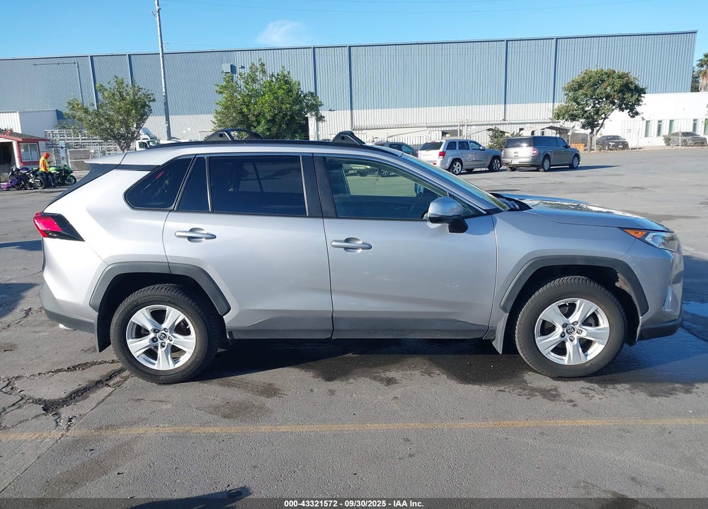 2019 TOYOTA RAV4 XLE VIN: JTMP1RFV6KD509847