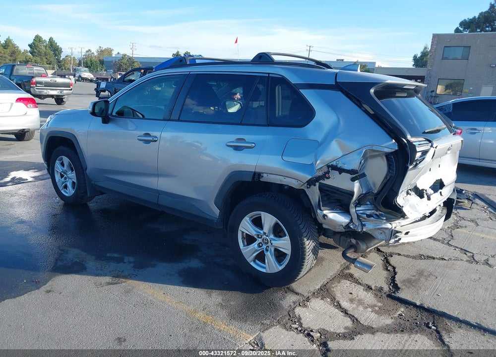 2019 TOYOTA RAV4 XLE VIN: JTMP1RFV6KD509847
