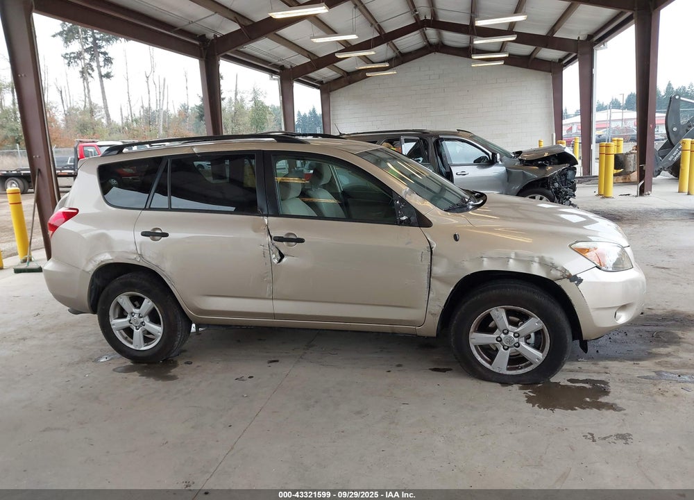 2008 TOYOTA RAV4 VIN: JTMBD33V585138878