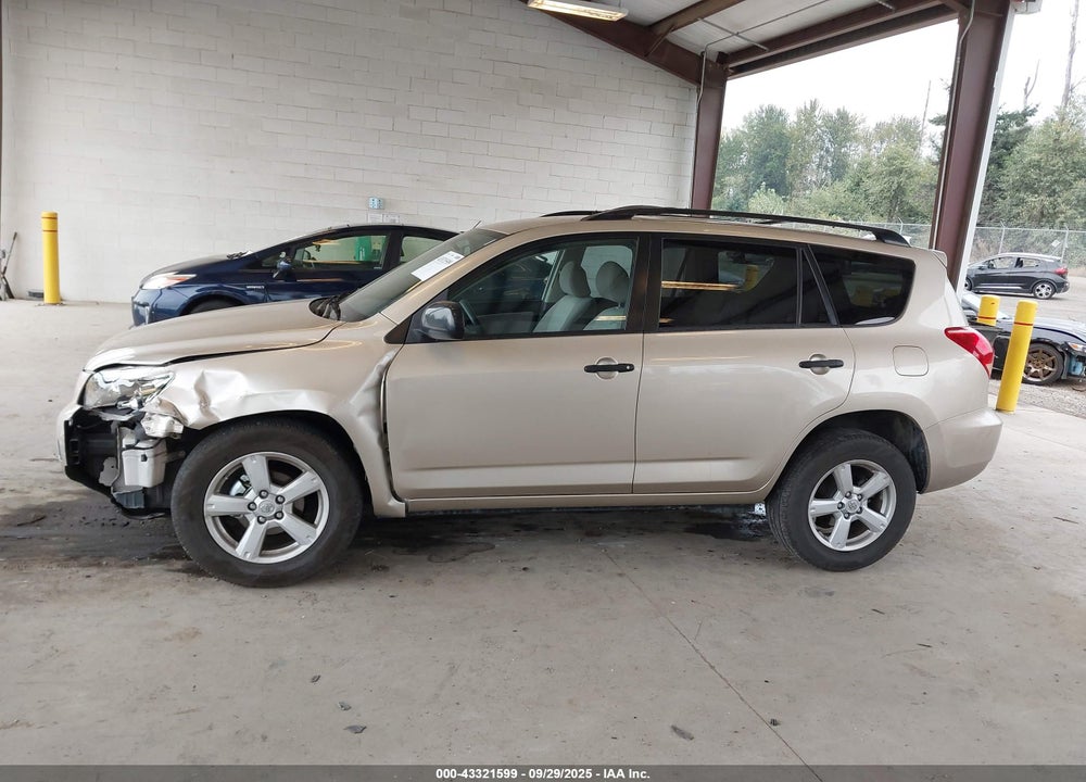 2008 TOYOTA RAV4 VIN: JTMBD33V585138878