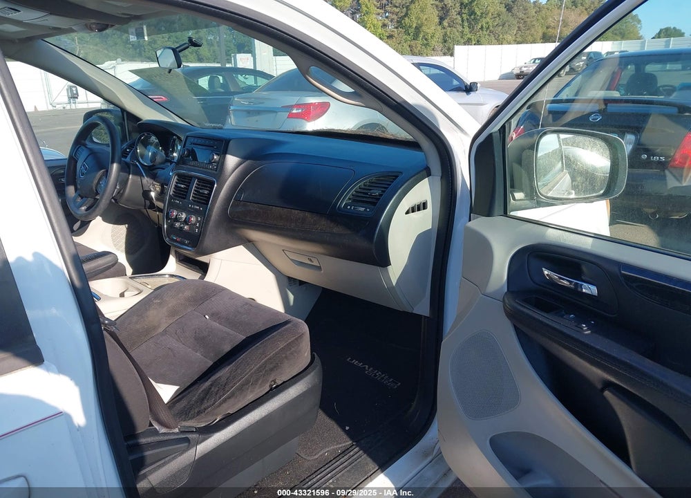 2014 DODGE GRAND CARAVAN SXT VIN: 2C4RDGCG8ER430353