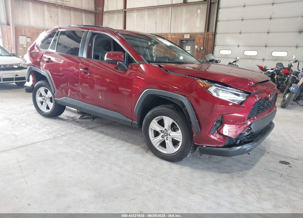 2021 TOYOTA RAV4 XLE VIN: 2T3W1RFV7MW163390