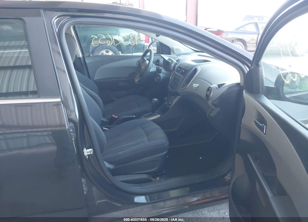 2013 CHEVROLET SONIC VIN: 1G1JC5SH5D4208815