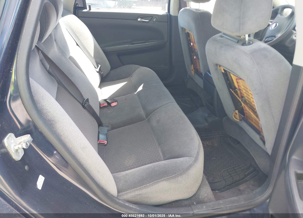 2008 CHEVROLET IMPALA LS VIN: 2G1WB58K489218105