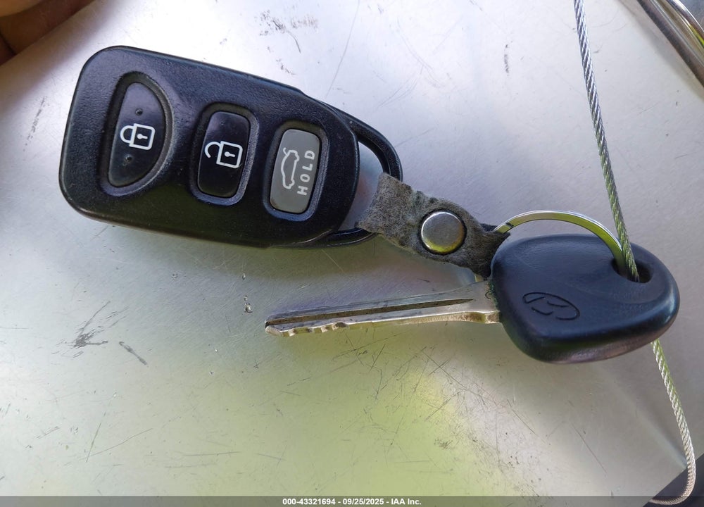 2013 HYUNDAI ELANTRA GS VIN: KMHDH6AE7DU018769