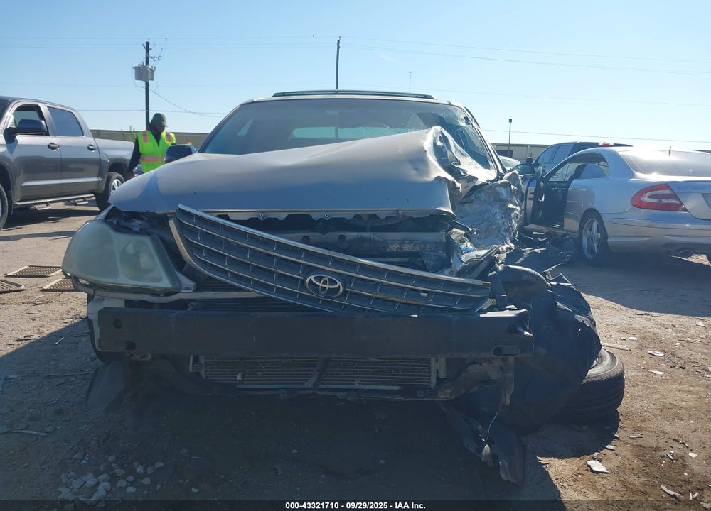 2004 TOYOTA AVALON XL VIN: 4T1BF28B54U343745