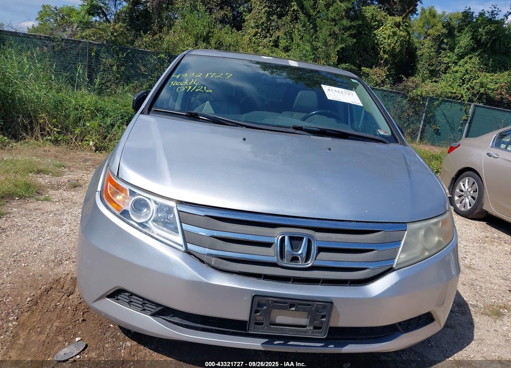 2011 HONDA ODYSSEY VIN: 5FNRL5H61BB085942