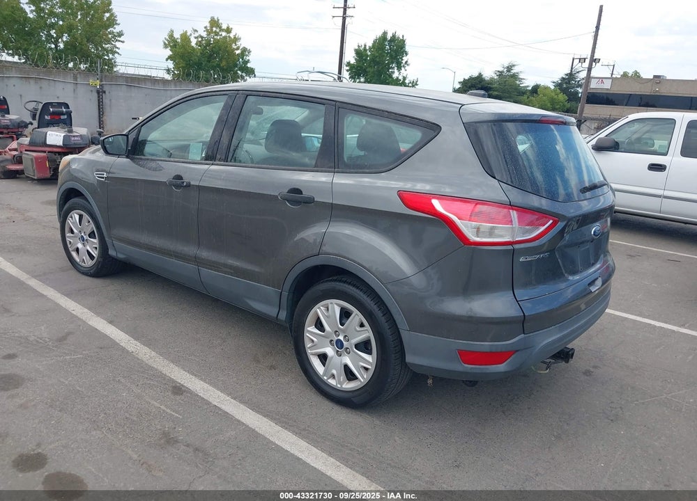 2015 FORD ESCAPE VIN: 1FMCU0F72FUC80538