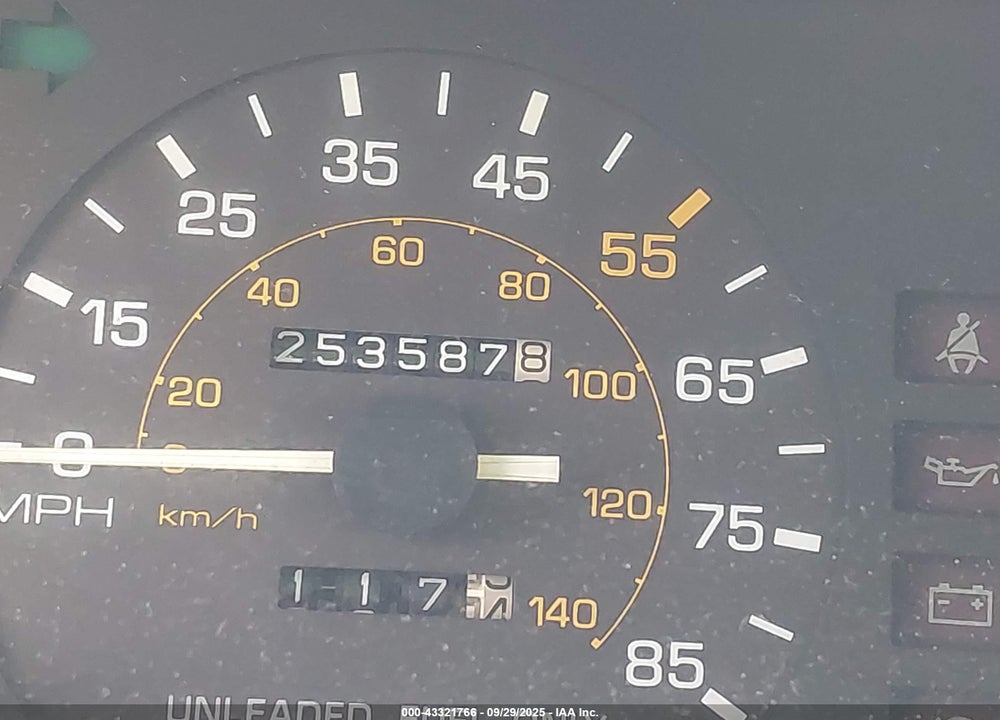 1988 CHEVROLET NOVA VIN: 1Y1SK5147JZ091987