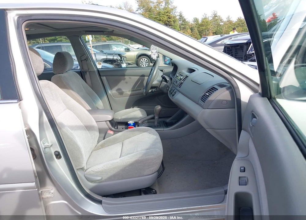 2004 TOYOTA CAMRY LE VIN: 4T1BE32K54U914300