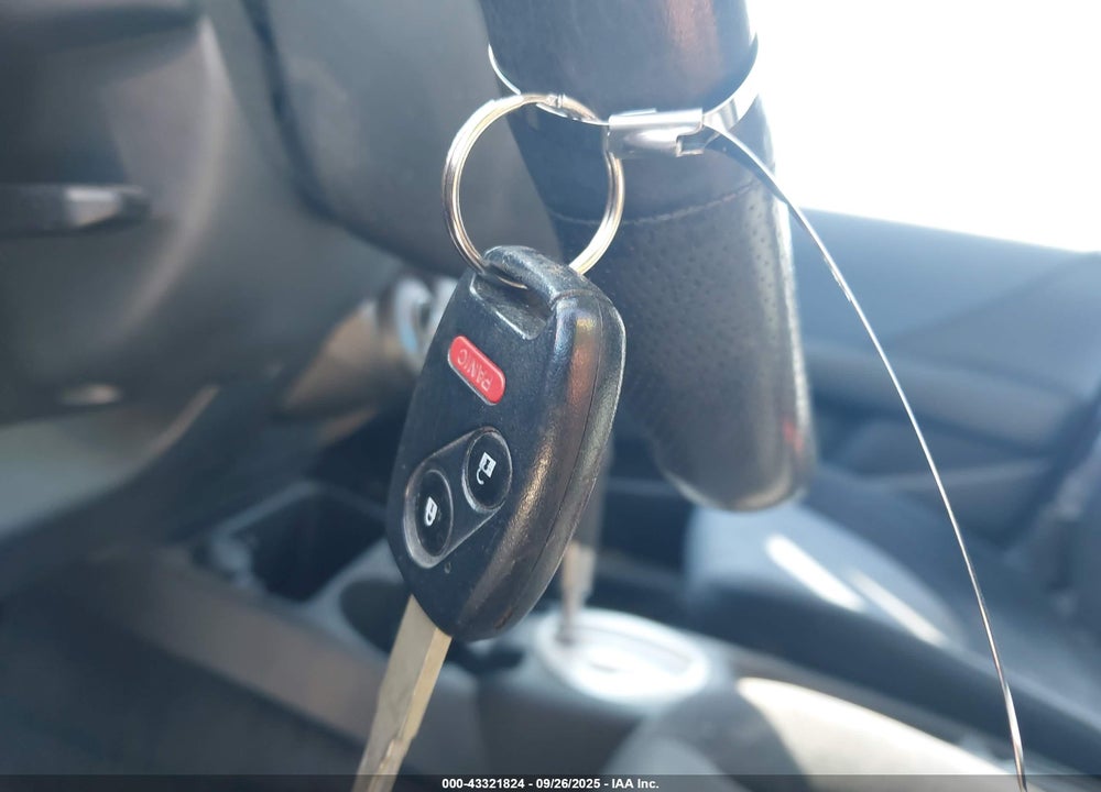 2007 HONDA FIT VIN: JHMGD38617S067040