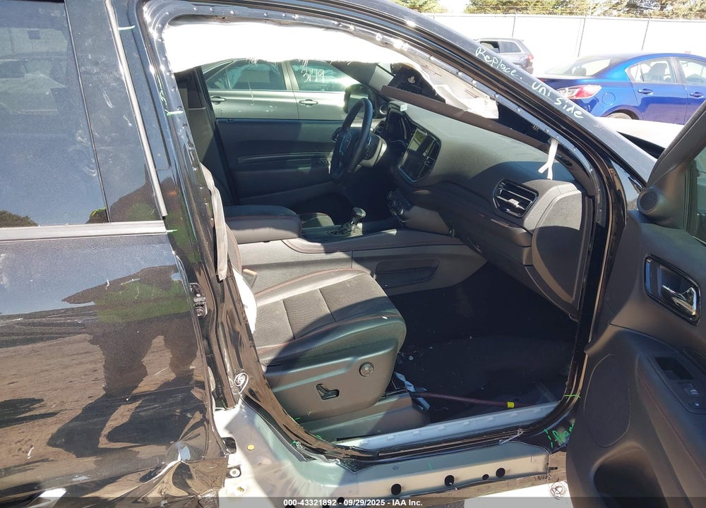 2024 DODGE DURANGO R/T PLUS AWD VIN: 1C4SDJCT1RC251551