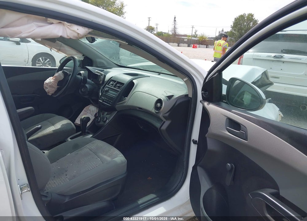 2016 CHEVROLET SONIC VIN: 1G1JA6SH7G4174537