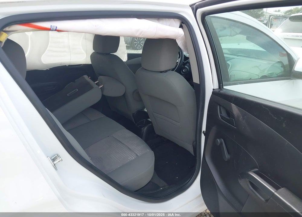2016 CHEVROLET SONIC VIN: 1G1JA6SH7G4174537